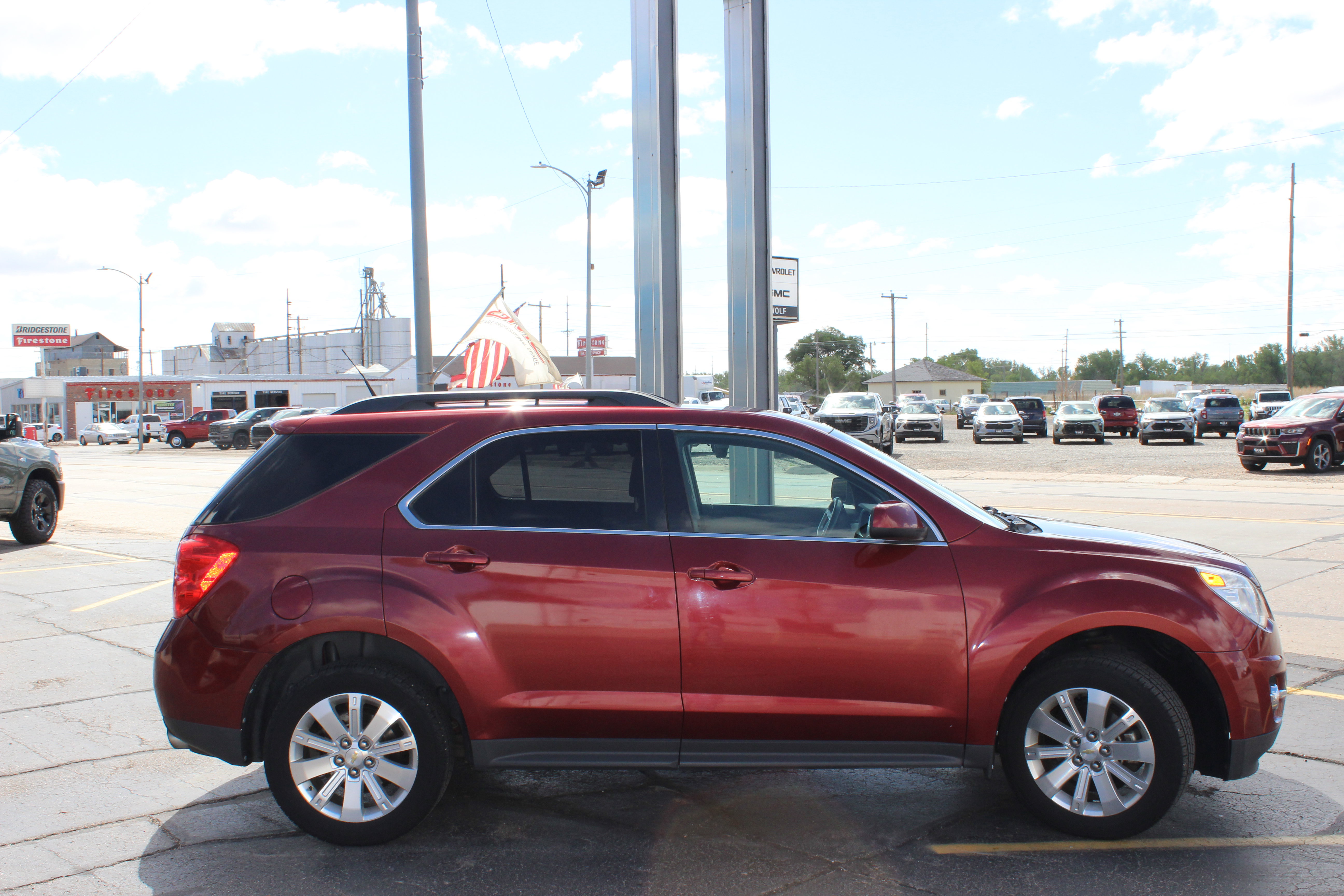 Used 2010 Chevrolet Equinox LT AWD/4WD image 3