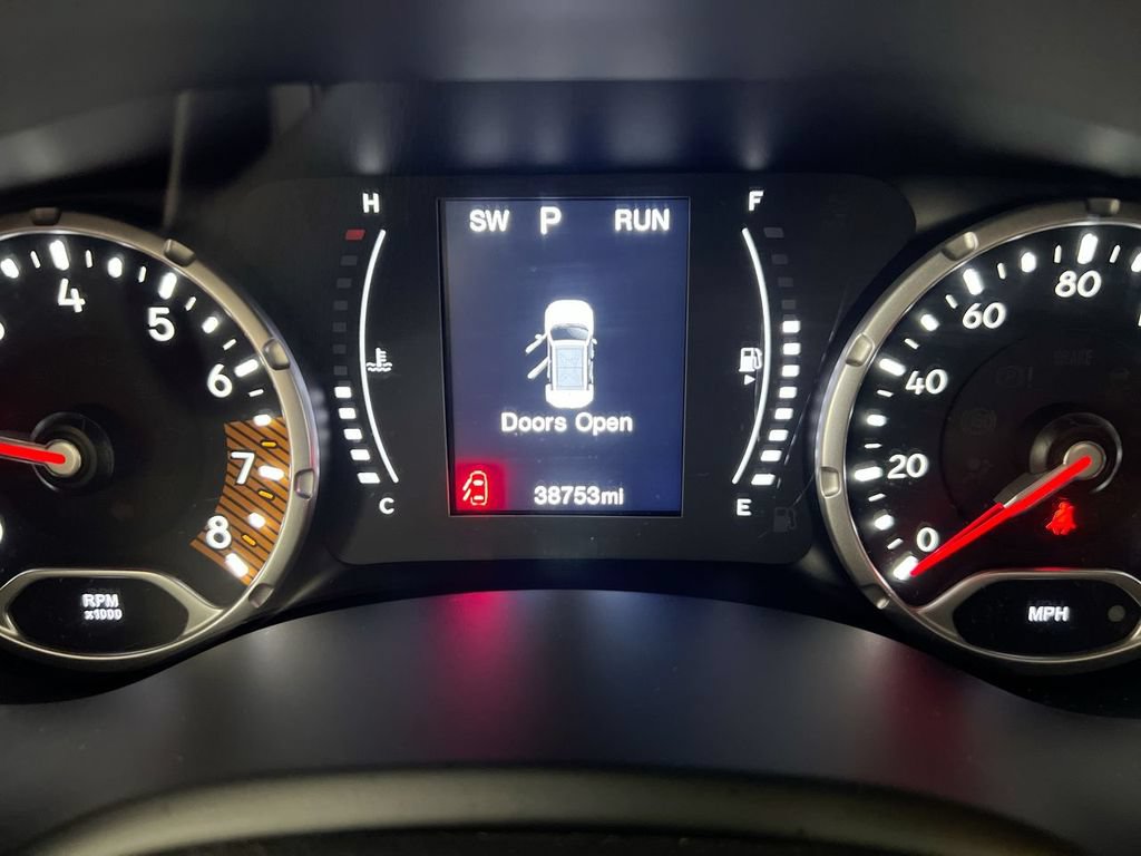 Used 2022 Jeep Renegade Sport w/ Sport Appearance Group AWD/4WD image 13