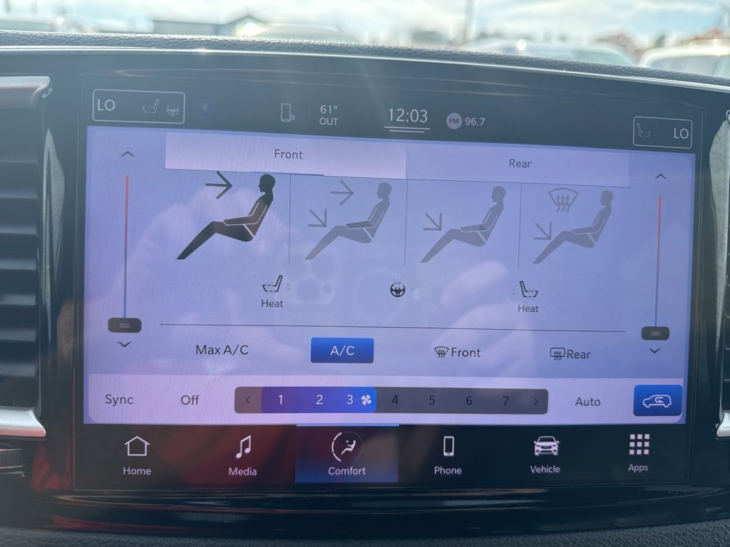 Used 2022 Chrysler Pacifica Touring-L w/ S Appearance Package image 18