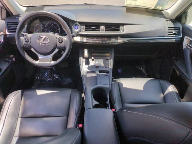 Used 2016 Lexus CT 200h w/ Seat Comfort Package FWD image 24