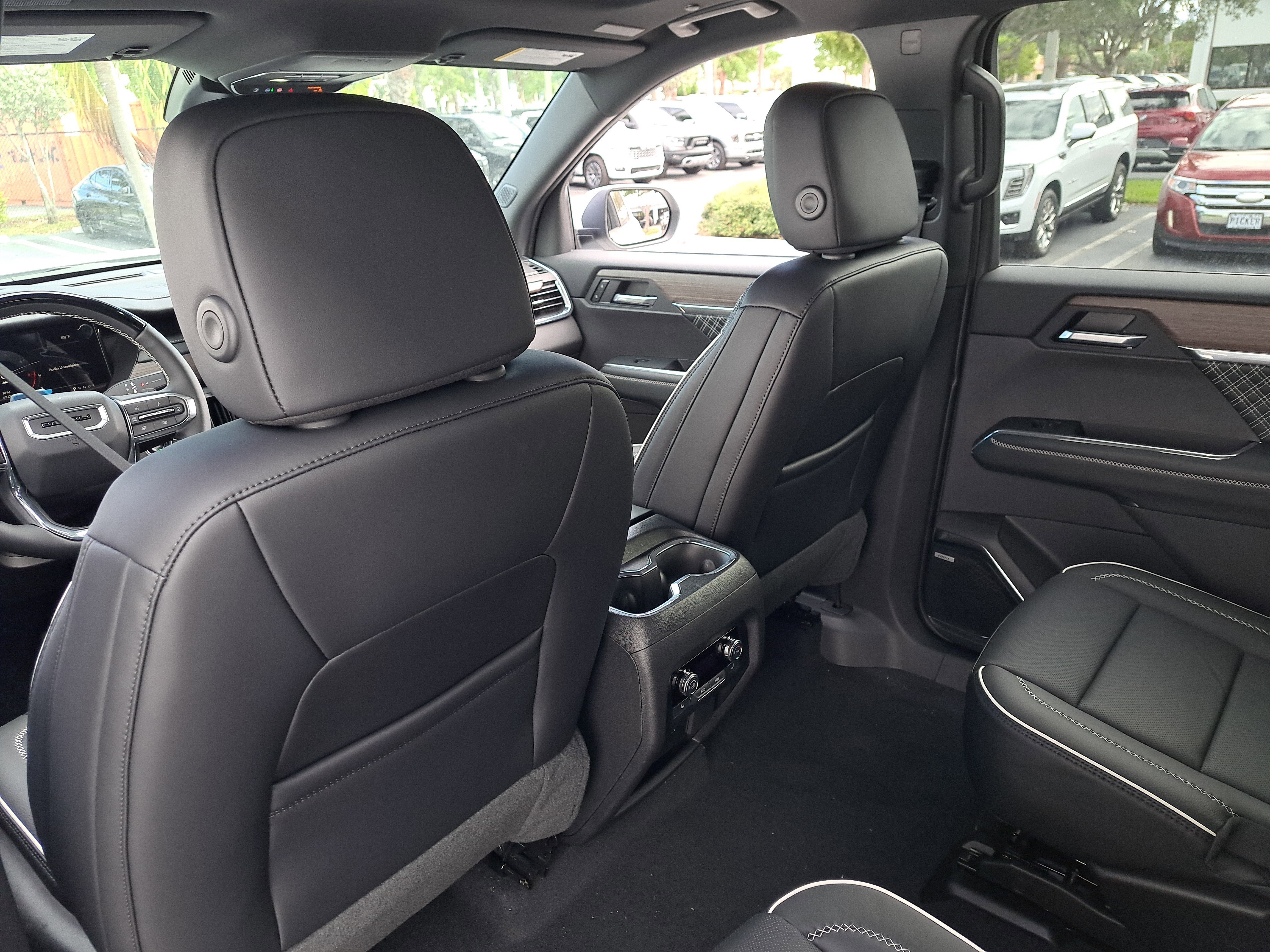 New 2026 GMC Acadia Denali w/ Super Cruise Package image 15