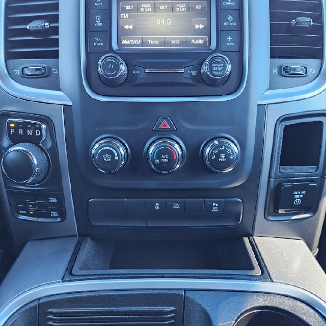 Used 2022 RAM 1500 Warlock AWD/4WD image 33