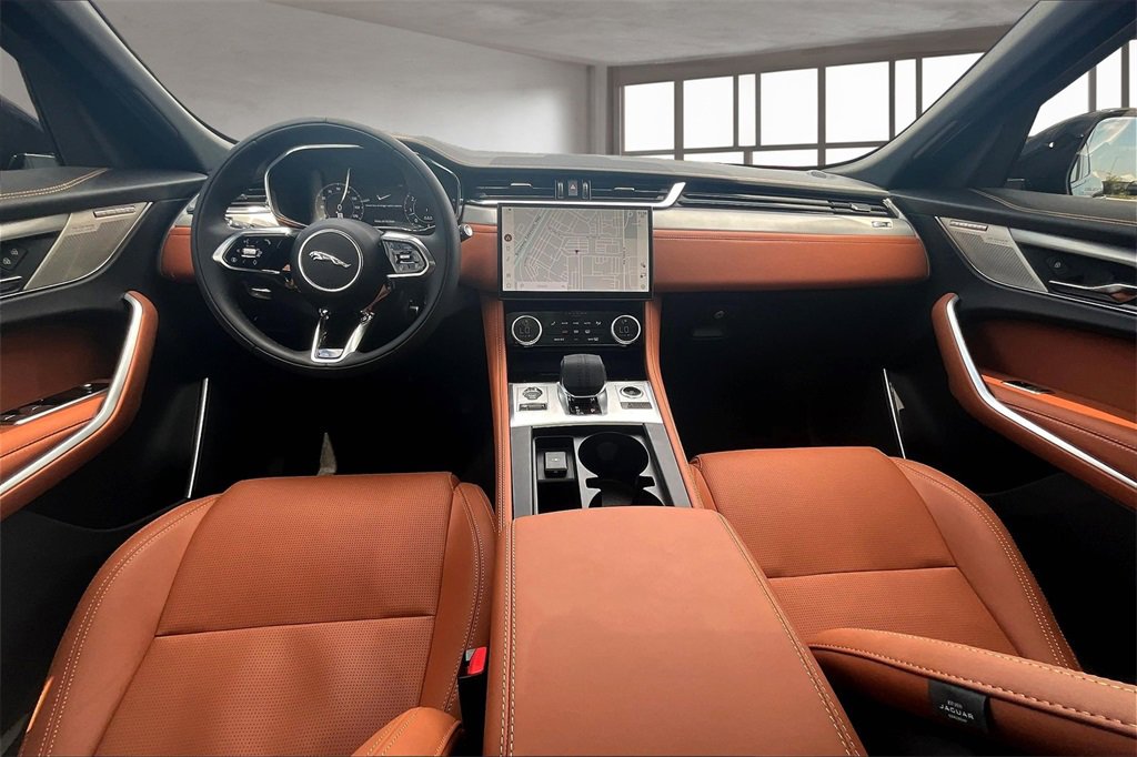 New 2026 Jaguar F-PACE R-Dynamic S image 5