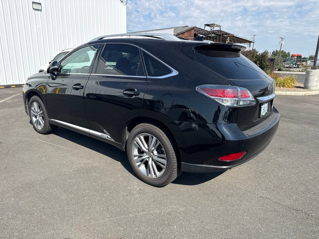 Used 2015 Lexus RX 450h AWD image 4