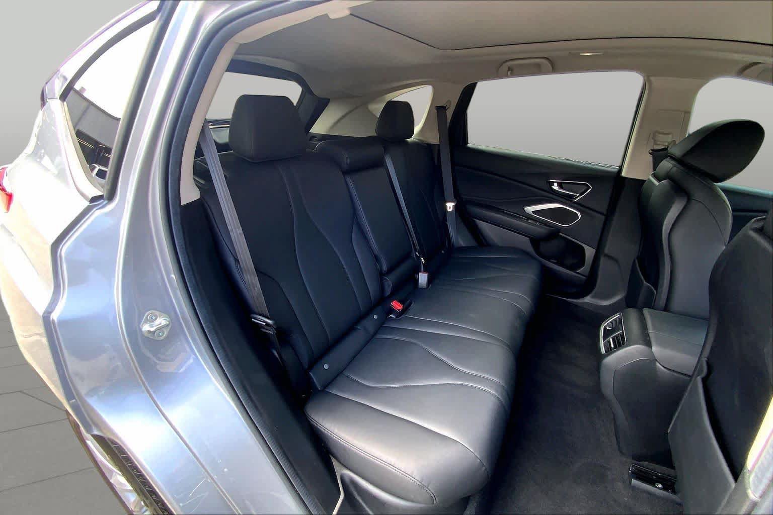 Used 2024 Acura RDX SH-AWD image 19