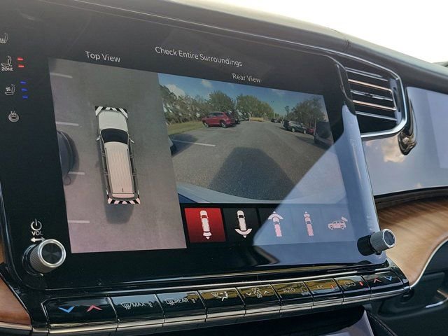 Used 2022 Jeep Grand Wagoneer Series III w/ Flexible Seating Group image 27