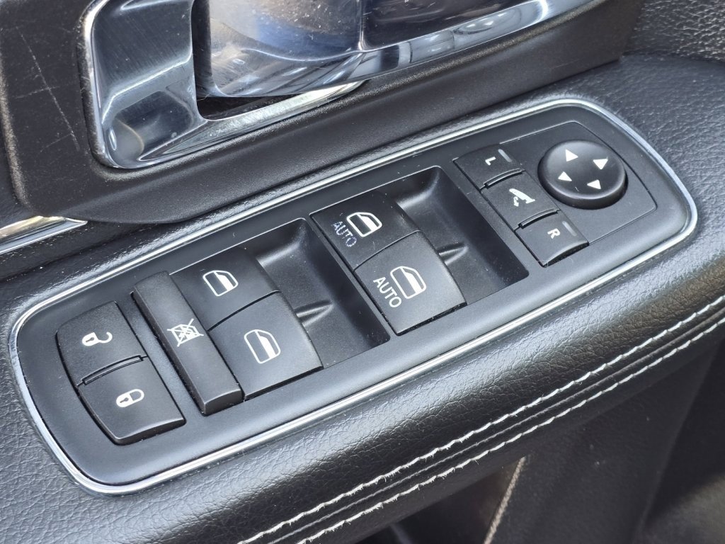 Used 2016 RAM 1500 Laramie image 21