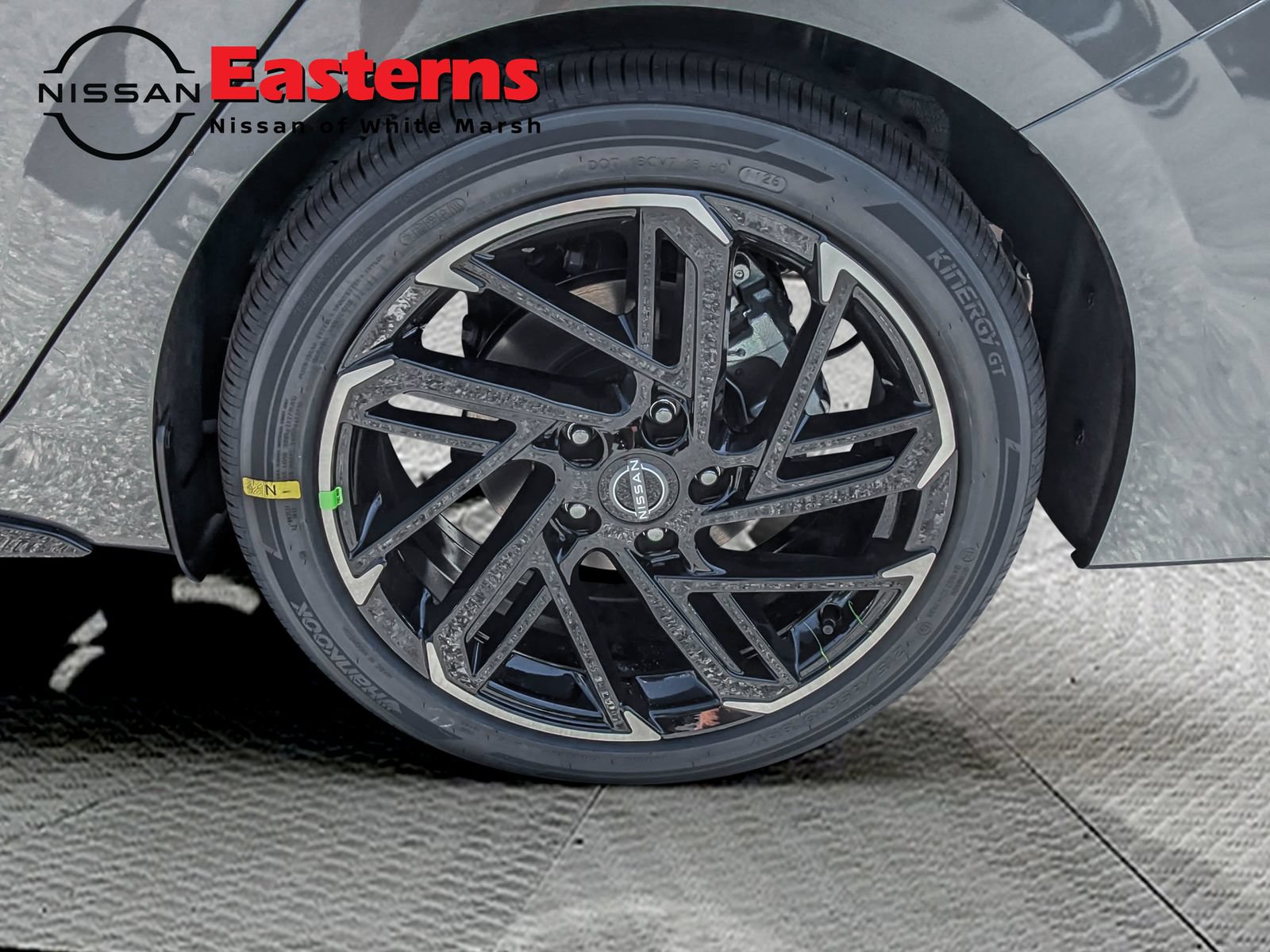 New 2026 Nissan Sentra SR w/ SR Premium Package FWD image 27