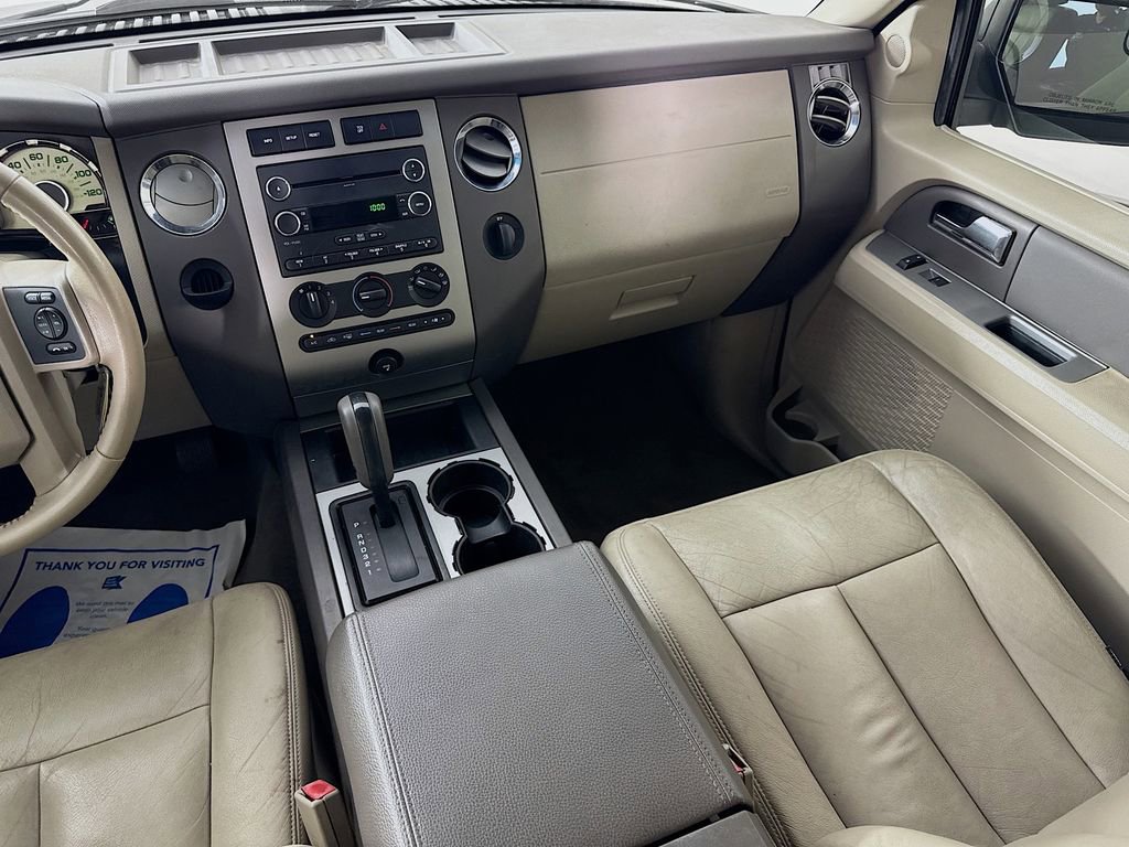 Used 2014 Ford Expedition XLT RWD image 27