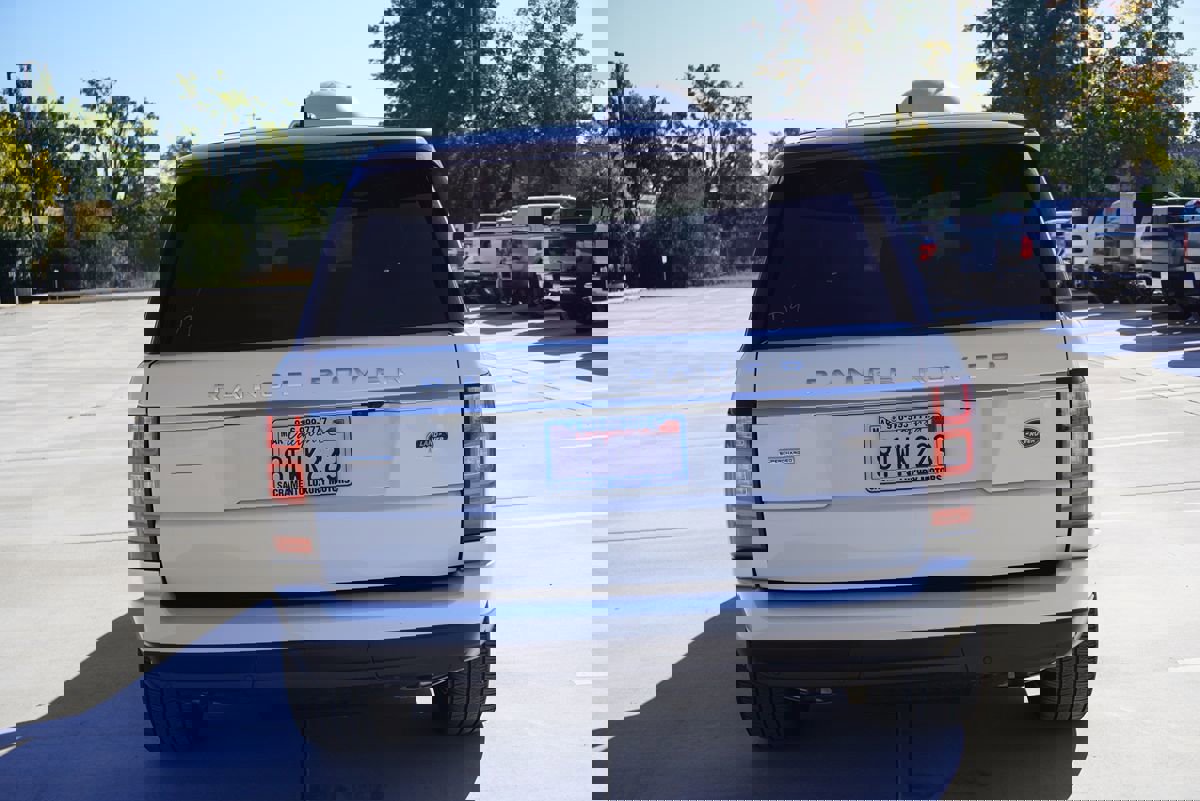 Used 2016 Land Rover Range Rover Supercharged image 10