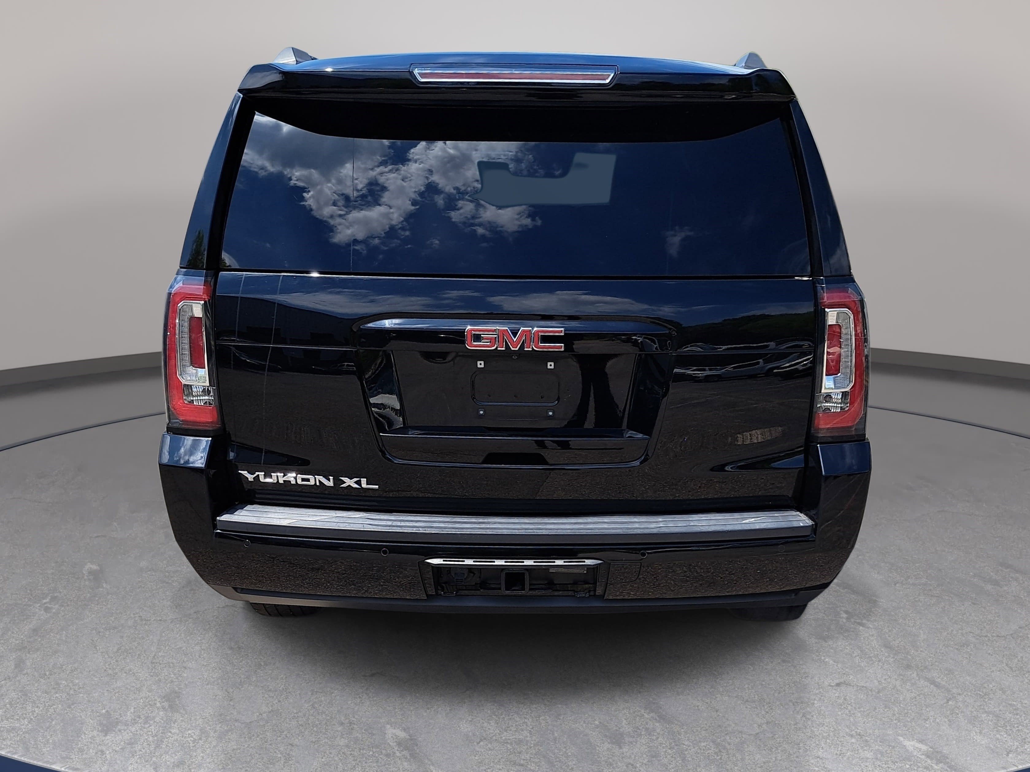 Used 2019 GMC Yukon XL SLT RWD image 6