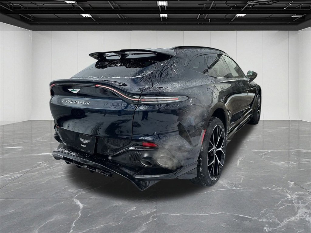 New 2026 Aston Martin DBX 707 image 10