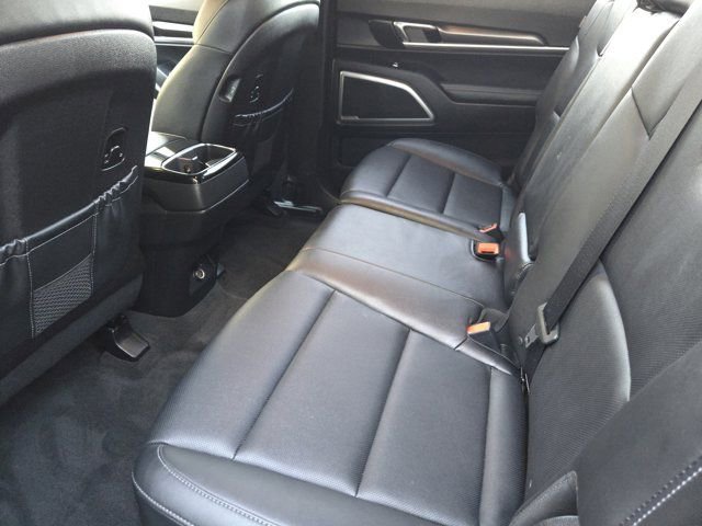 Certified 2023 Kia Telluride LX image 28