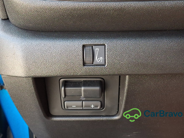 Used 2024 Chevrolet Colorado Trail Boss w/ Advanced Trailering Package AWD/4WD image 24
