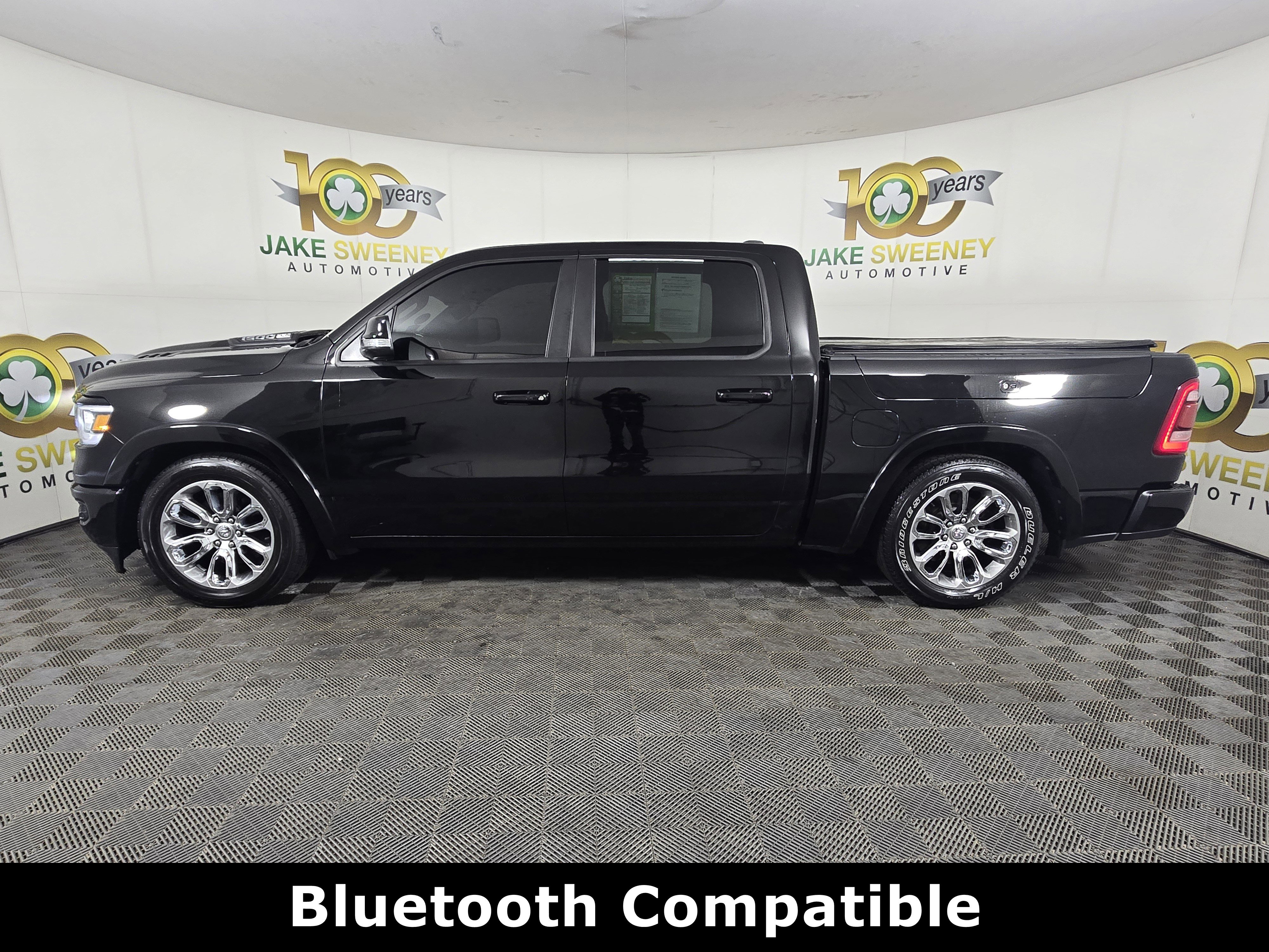 Used 2022 RAM 1500 Laramie w/ Sport Appearance Package image 6