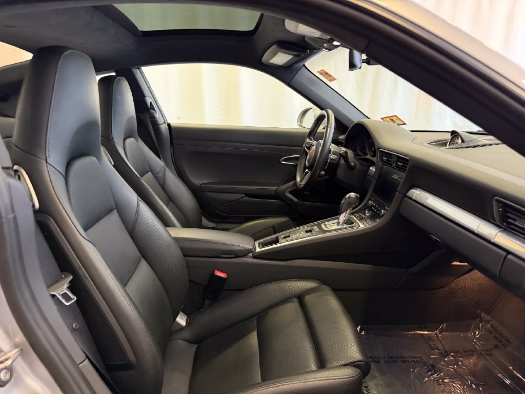 Certified 2017 Porsche 911 Carrera RWD image 16