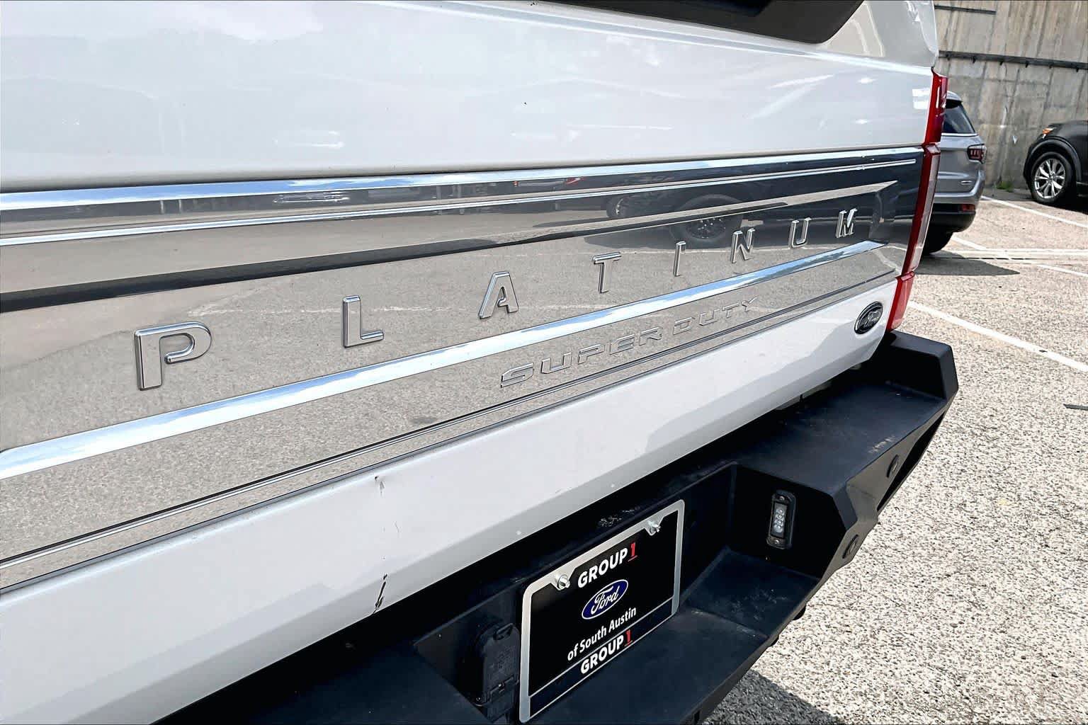 Used 2021 Ford F250 Platinum w/ FX4 Off-Road Package AWD/4WD image 10