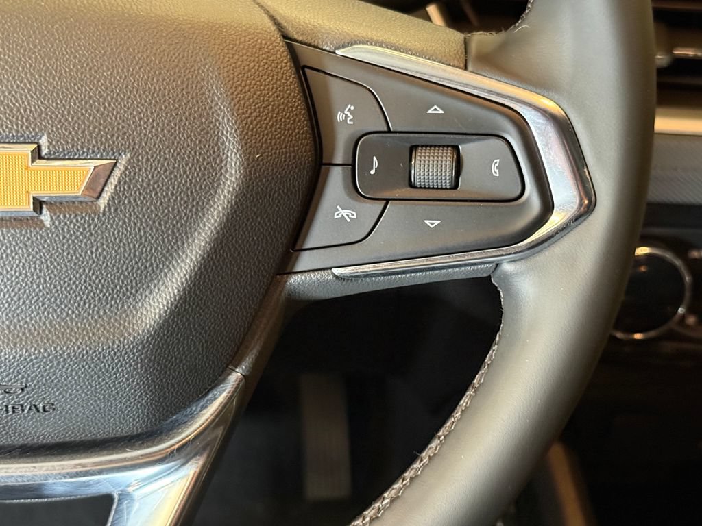 Used 2025 Chevrolet TrailBlazer LT w/ Convenience Package AWD/4WD image 12