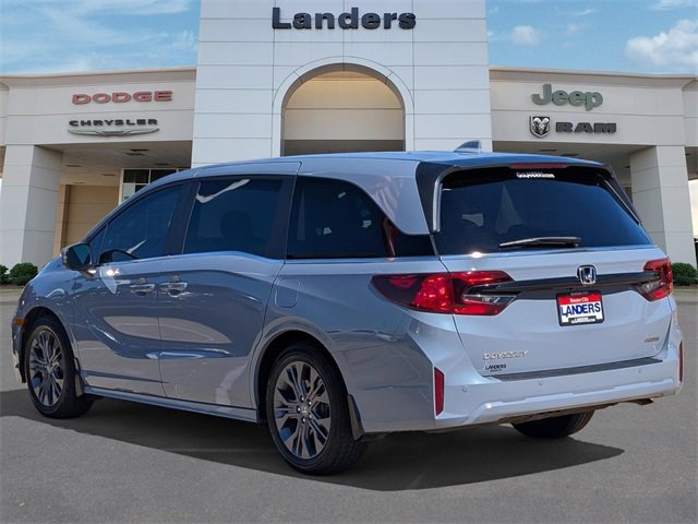 Used 2025 Honda Odyssey Touring image 6