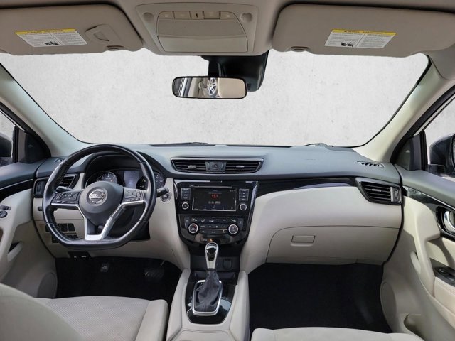 Used 2020 Nissan Rogue Sport SV w/ All-Weather Package AWD/4WD image 18