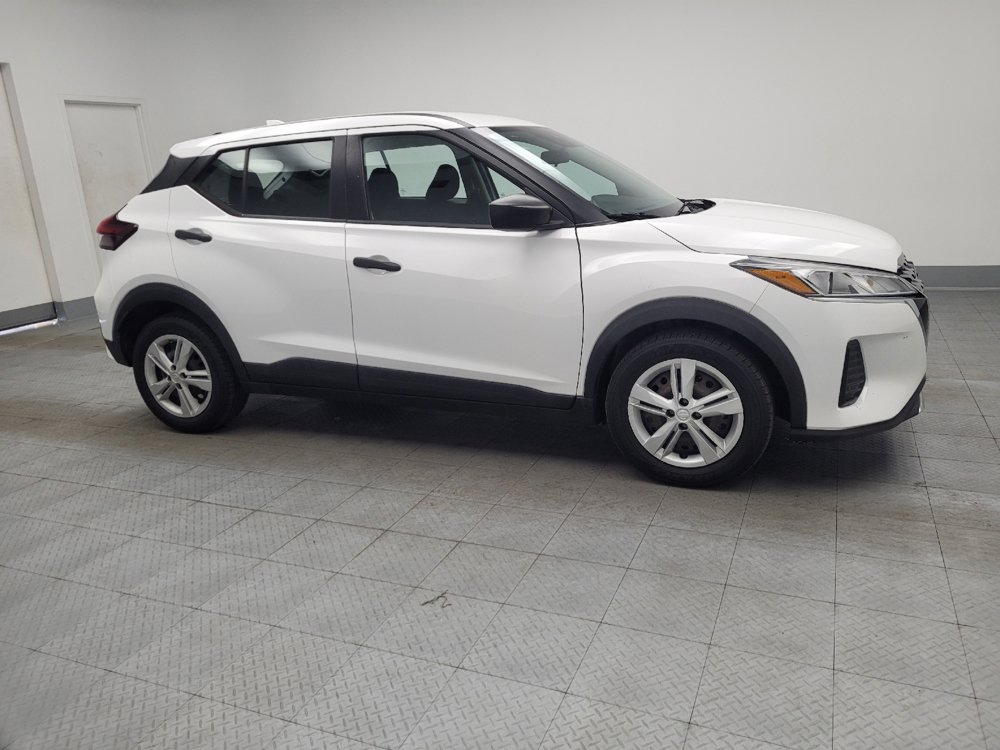 Used 2023 Nissan Kicks S FWD image 11