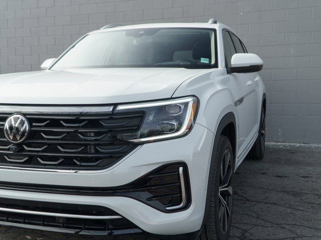 Used 2025 Volkswagen Atlas SEL Premium R-Line image 11