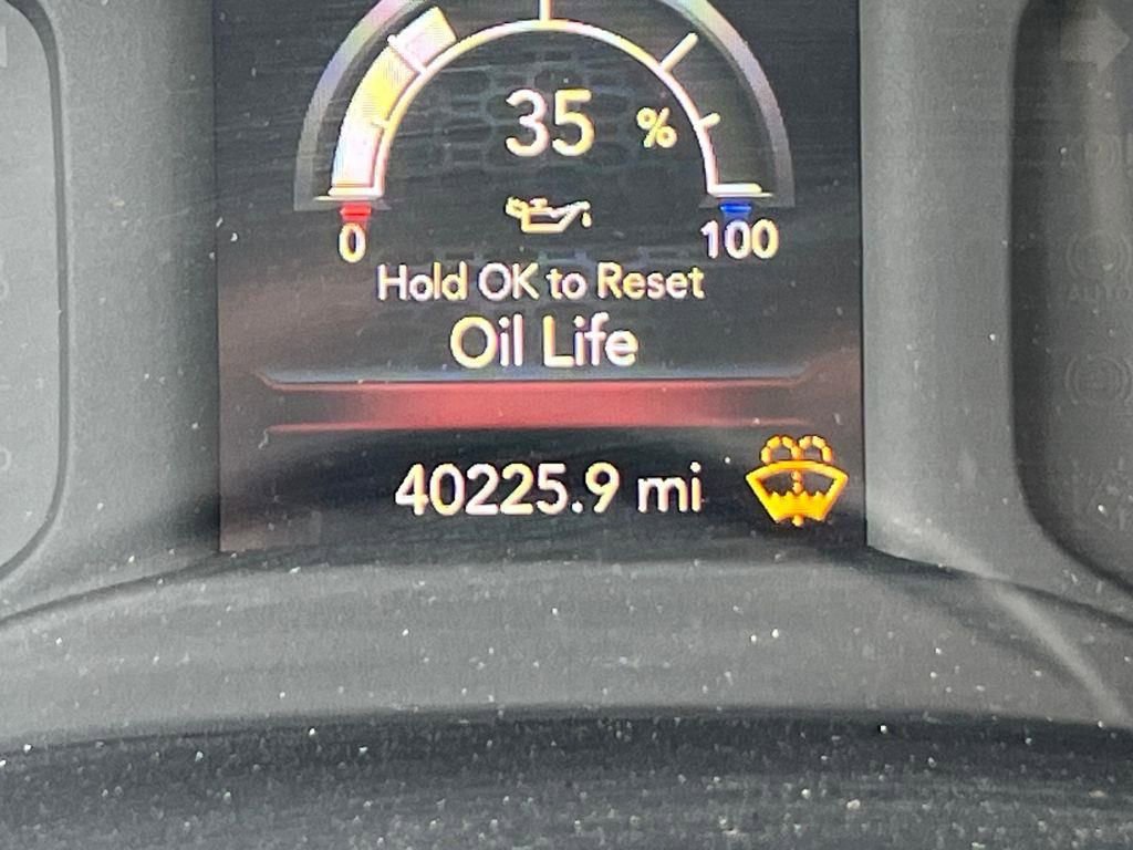 Used 2024 RAM 3500 Big Horn image 12