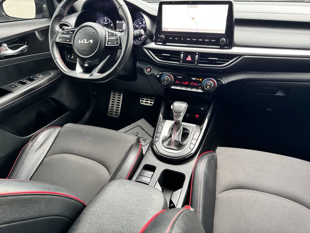 Used 2022 Kia Forte GT w/ GT Technology Package FWD image 12
