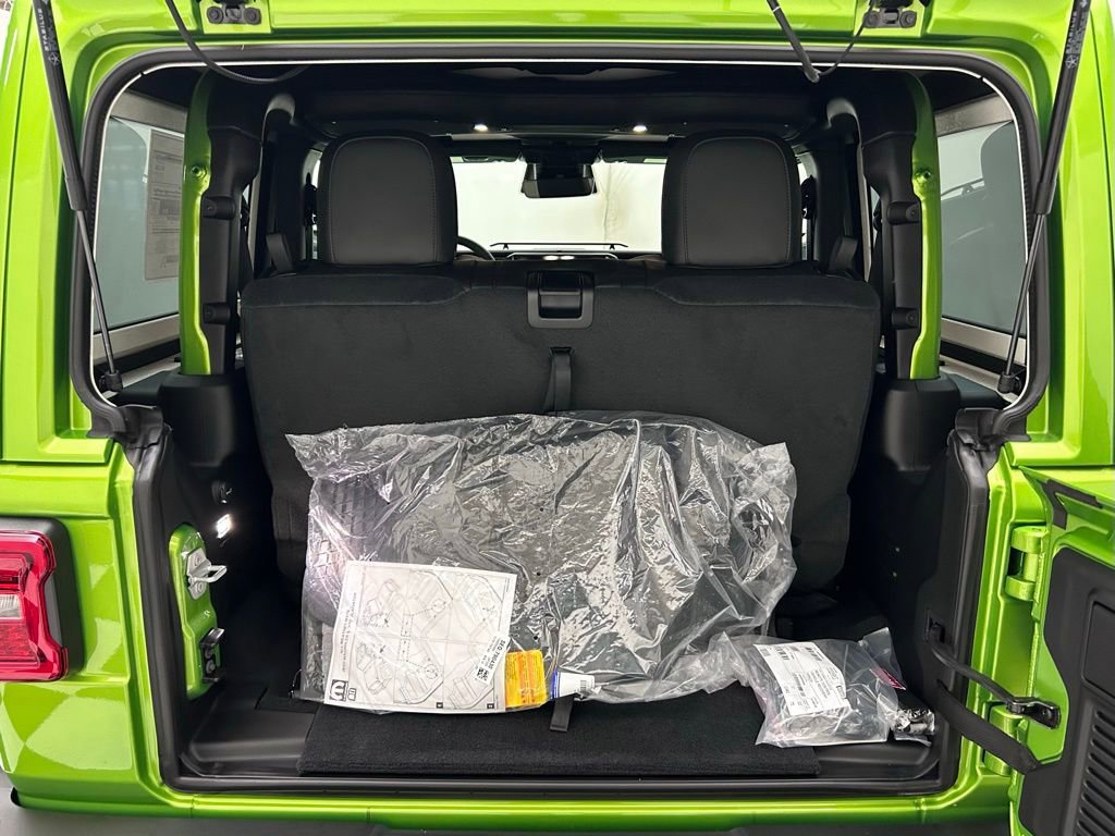 New 2026 Jeep Wrangler Rubicon image 9