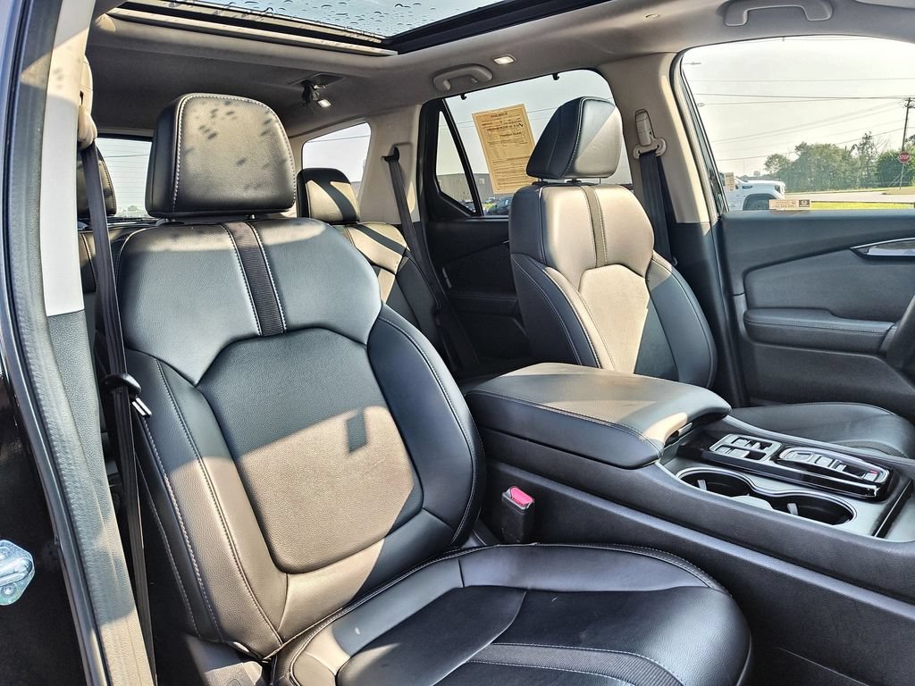 Used 2024 Honda Pilot Touring image 26