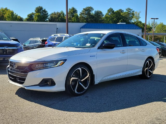 Used 2022 Honda Accord Sport image 3