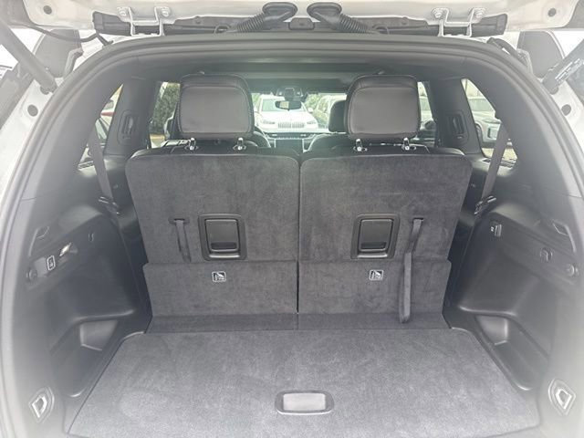 Used 2024 Jeep Grand Cherokee L Altitude image 14