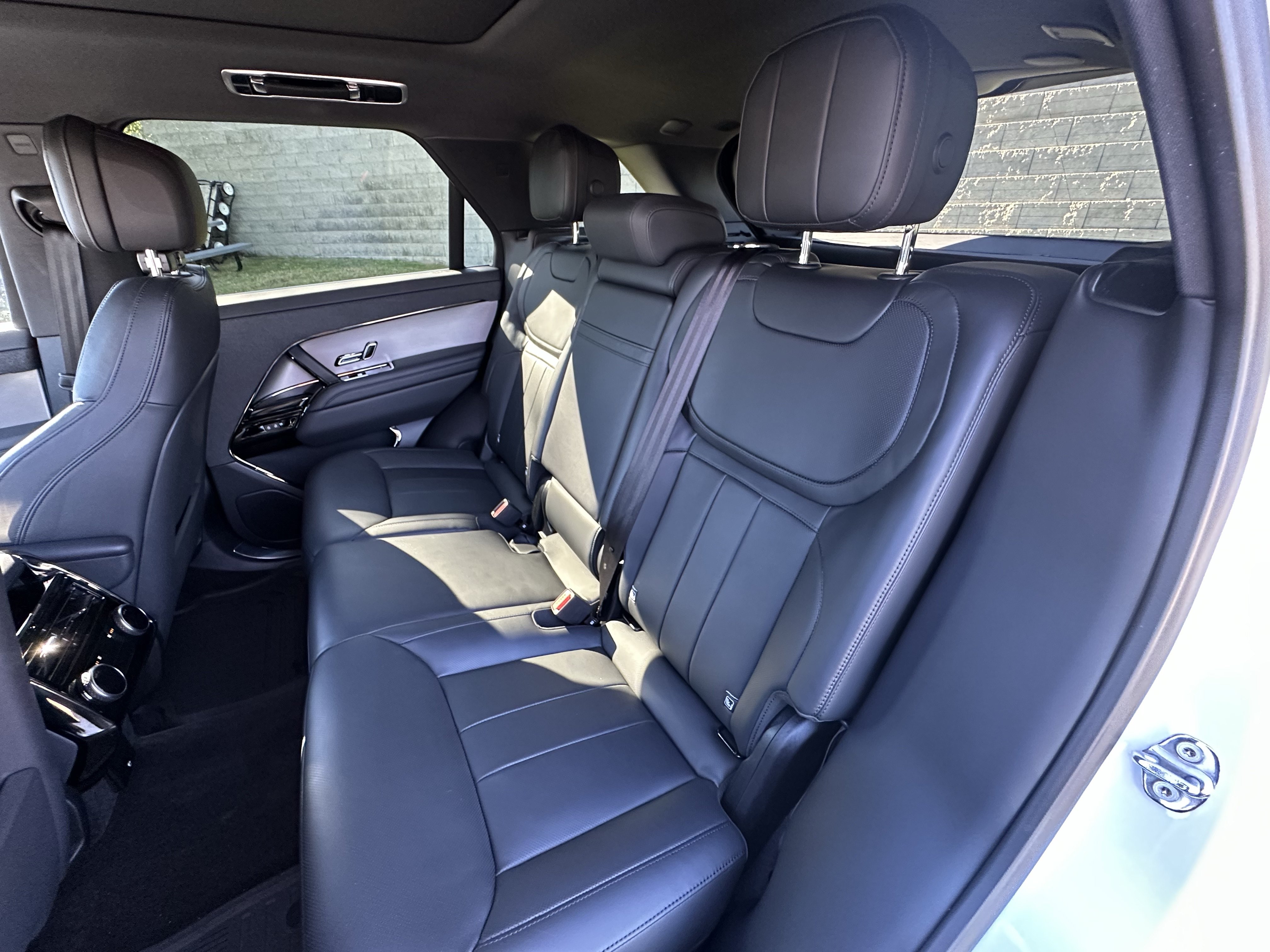 Certified 2026 Land Rover Range Rover Sport SE AWD/4WD image 24