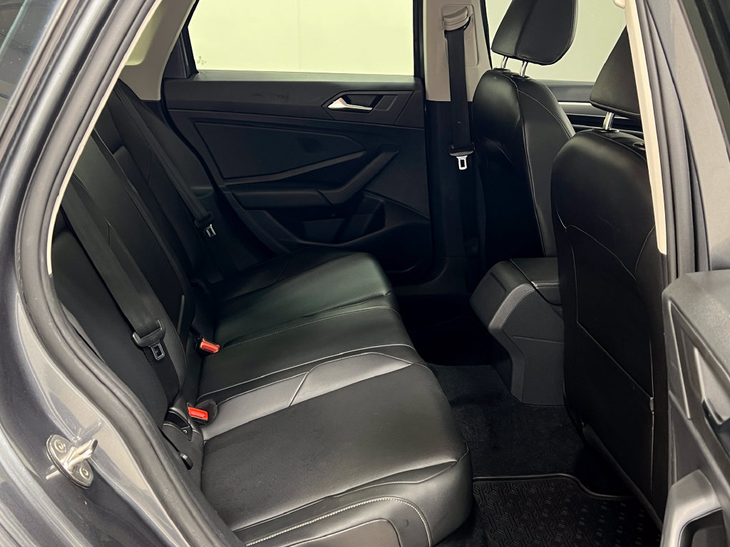 Used 2019 Volkswagen Jetta SE FWD image 30