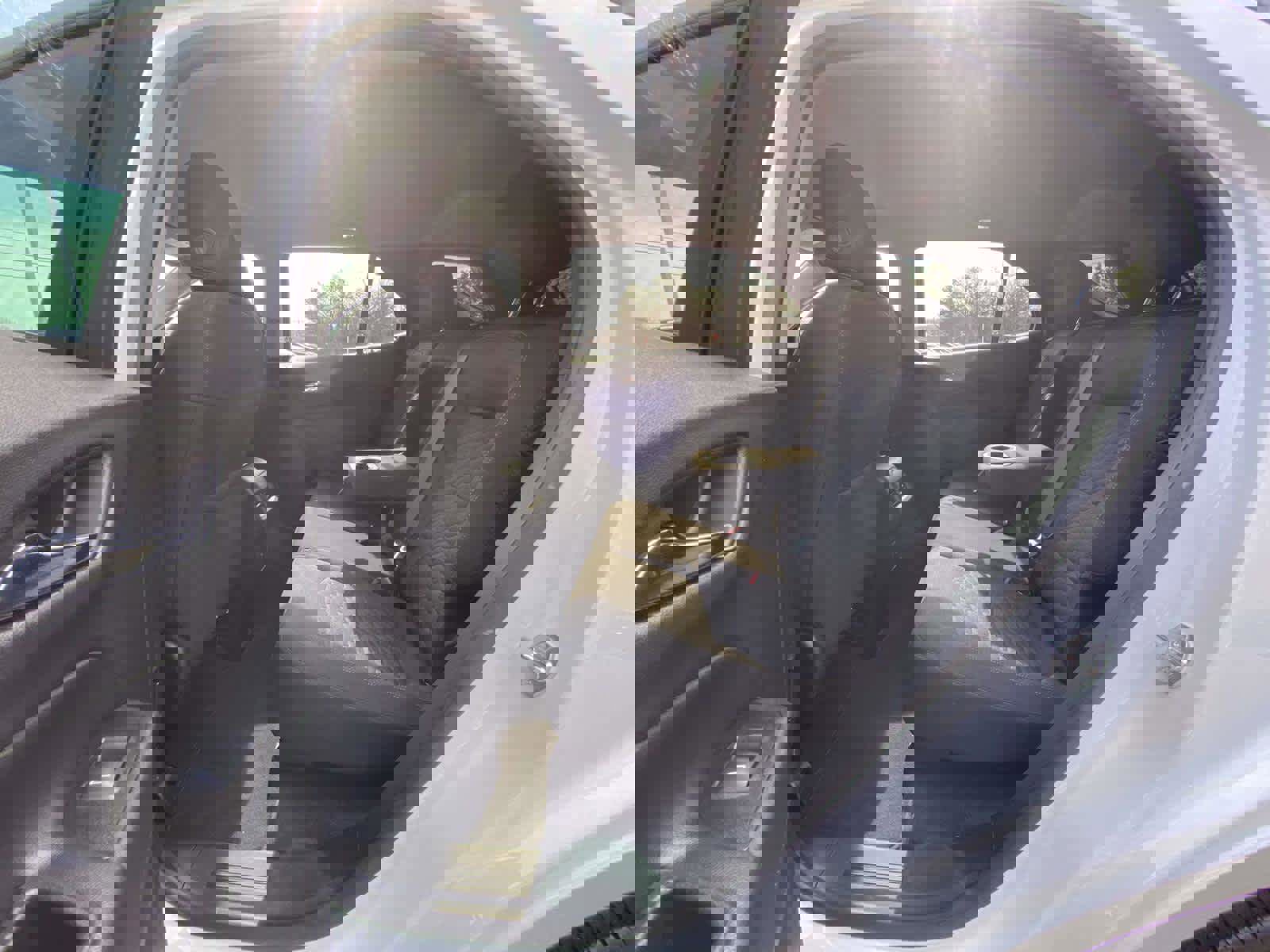 Used 2021 Chevrolet Equinox LT image 24