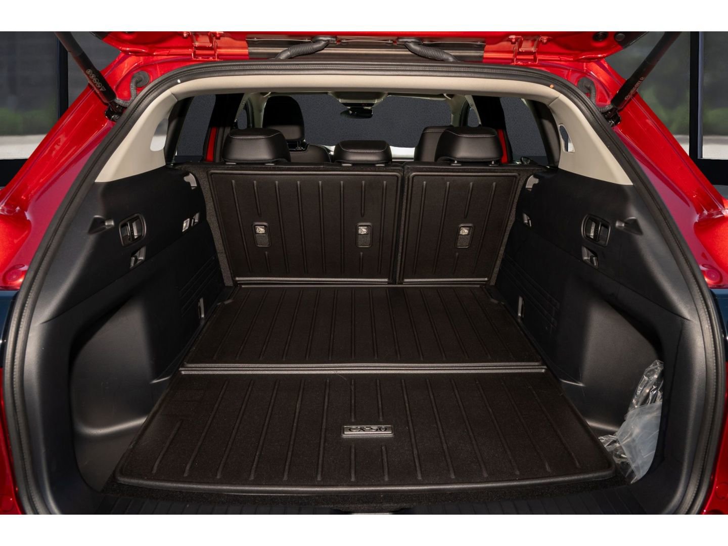 Used 2025 MAZDA CX-50 AWD 2.5 S w/ Weather Package image 12