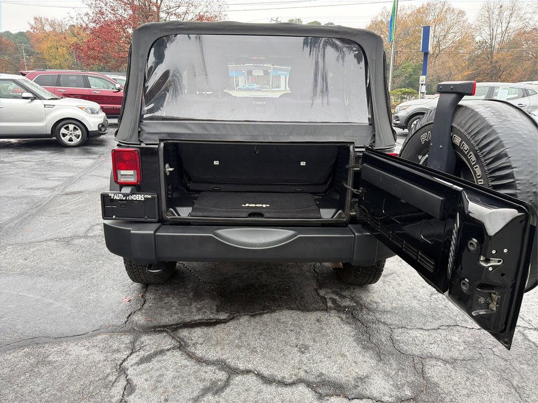 Used 2013 Jeep Wrangler Sport w/ Connectivity Group image 12