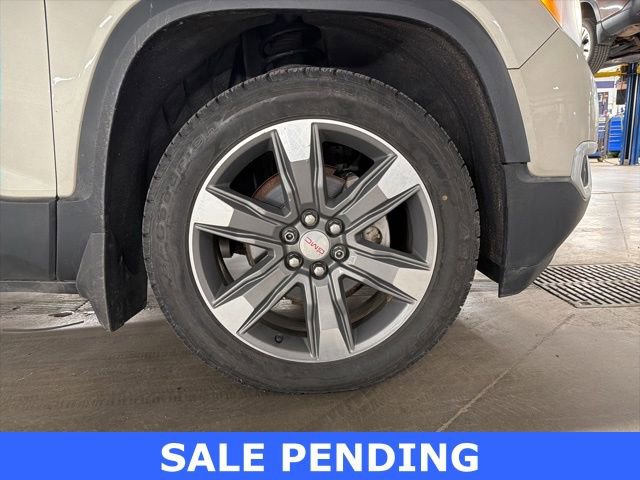 Used 2017 GMC Acadia SLT image 5