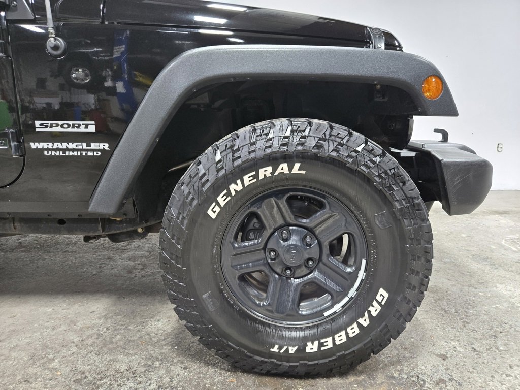 Used 2017 Jeep Wrangler Unlimited Sport w/ Connectivity Group image 55