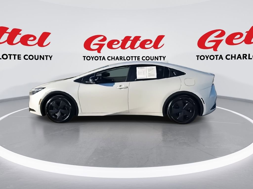 Certified 2025 Toyota Prius LE image 5