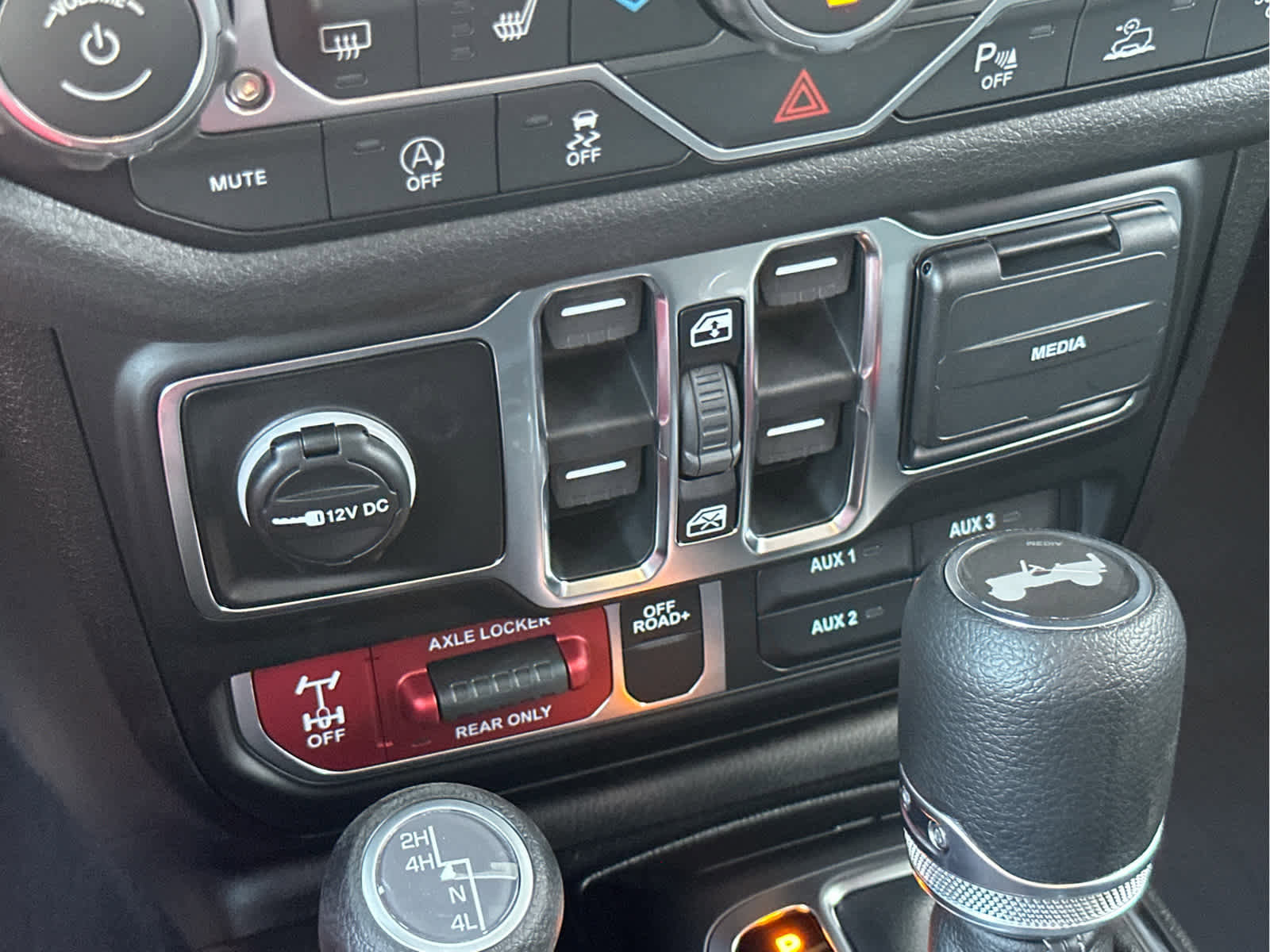 New 2026 Jeep Wrangler Unlimited Sport AWD/4WD image 34
