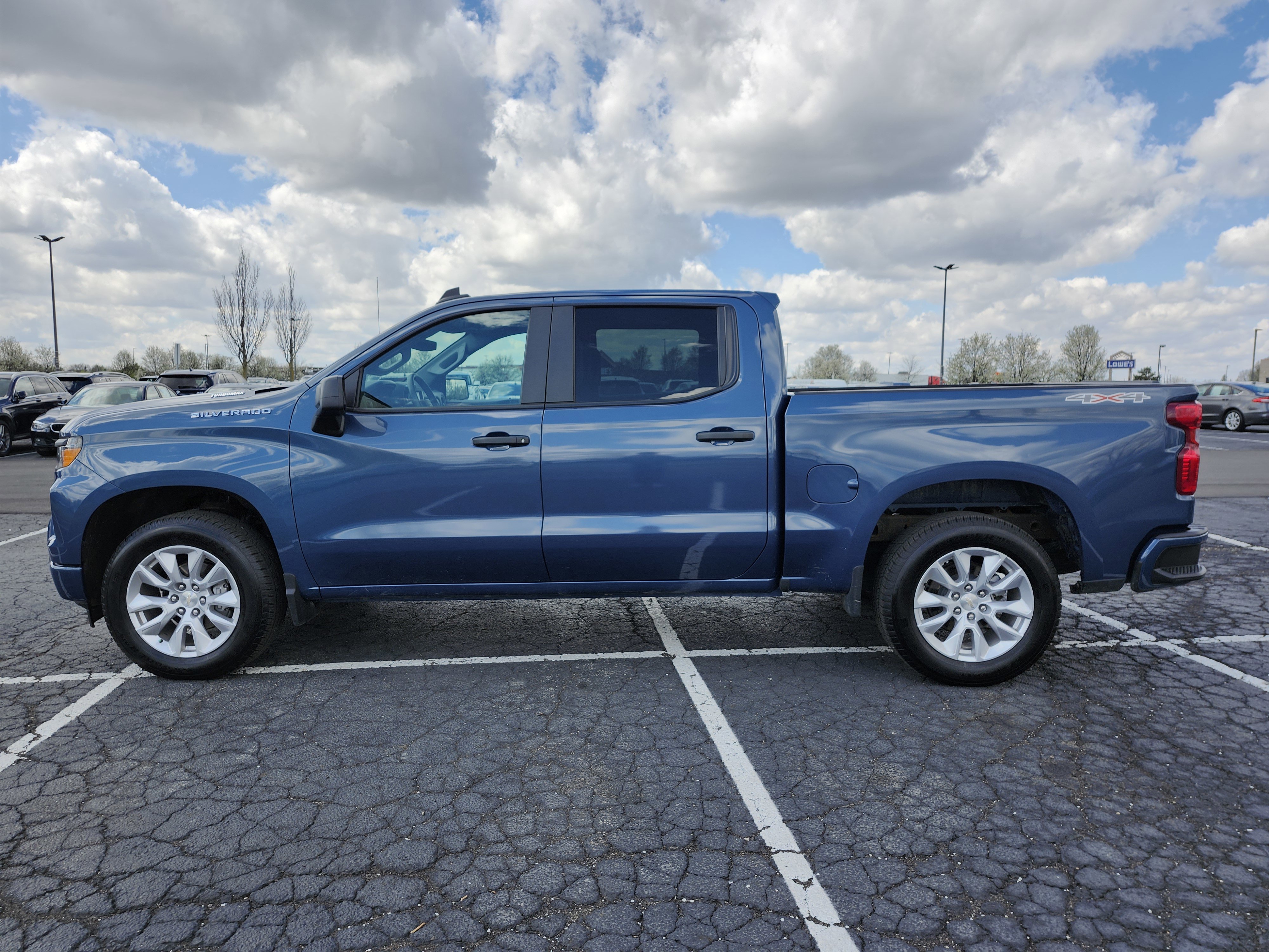 Used 2024 Chevrolet Silverado 1500 Custom AWD/4WD image 13