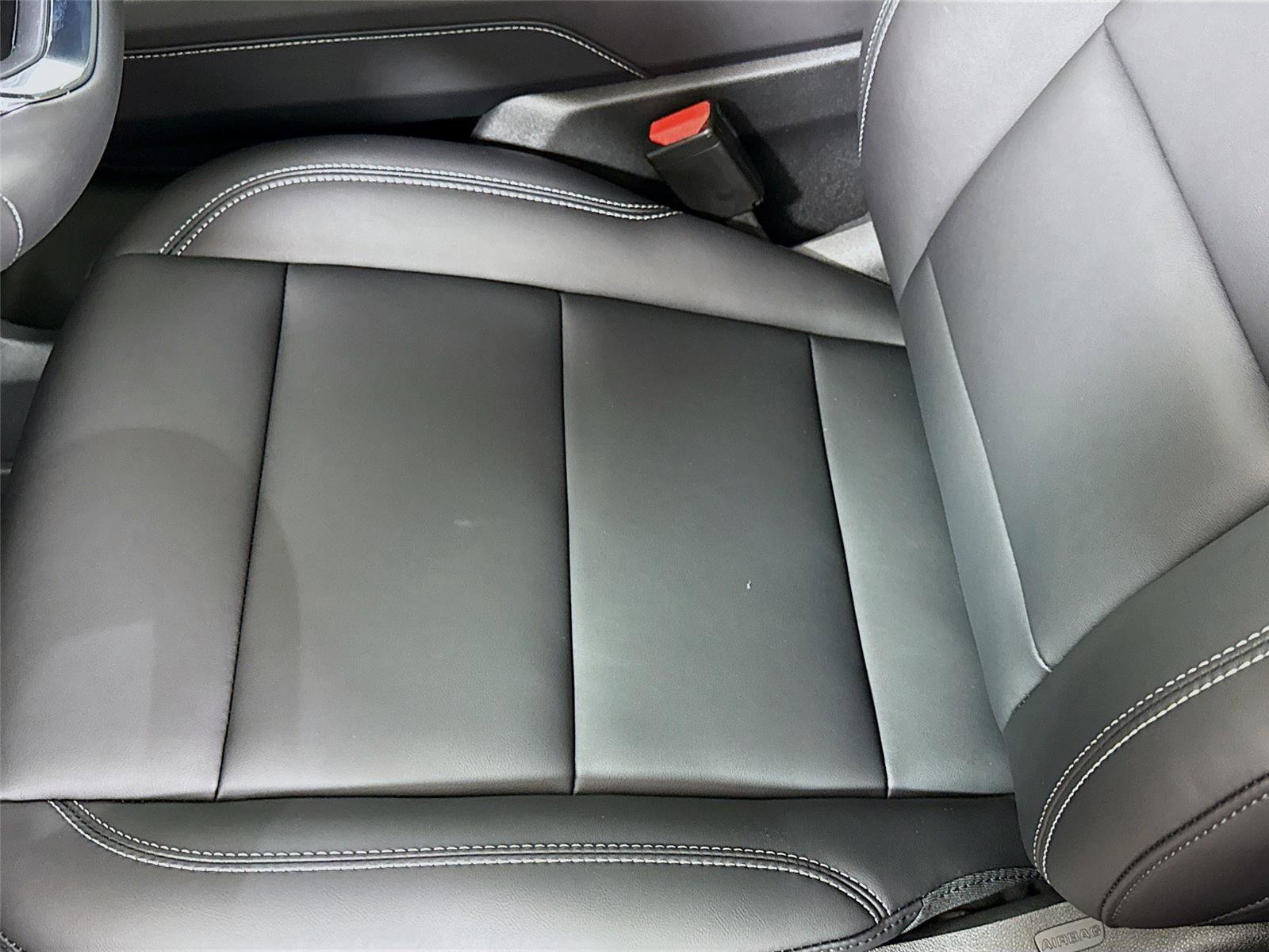 New 2026 GMC Acadia Elevation w/ Elevation Premium Package AWD/4WD image 15