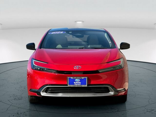 Used 2024 Toyota Prius XLE FWD image 9