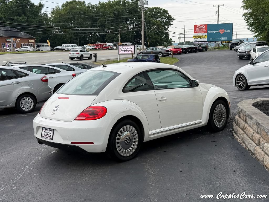 Used 2013 Volkswagen Beetle 2.5 FWD image 9