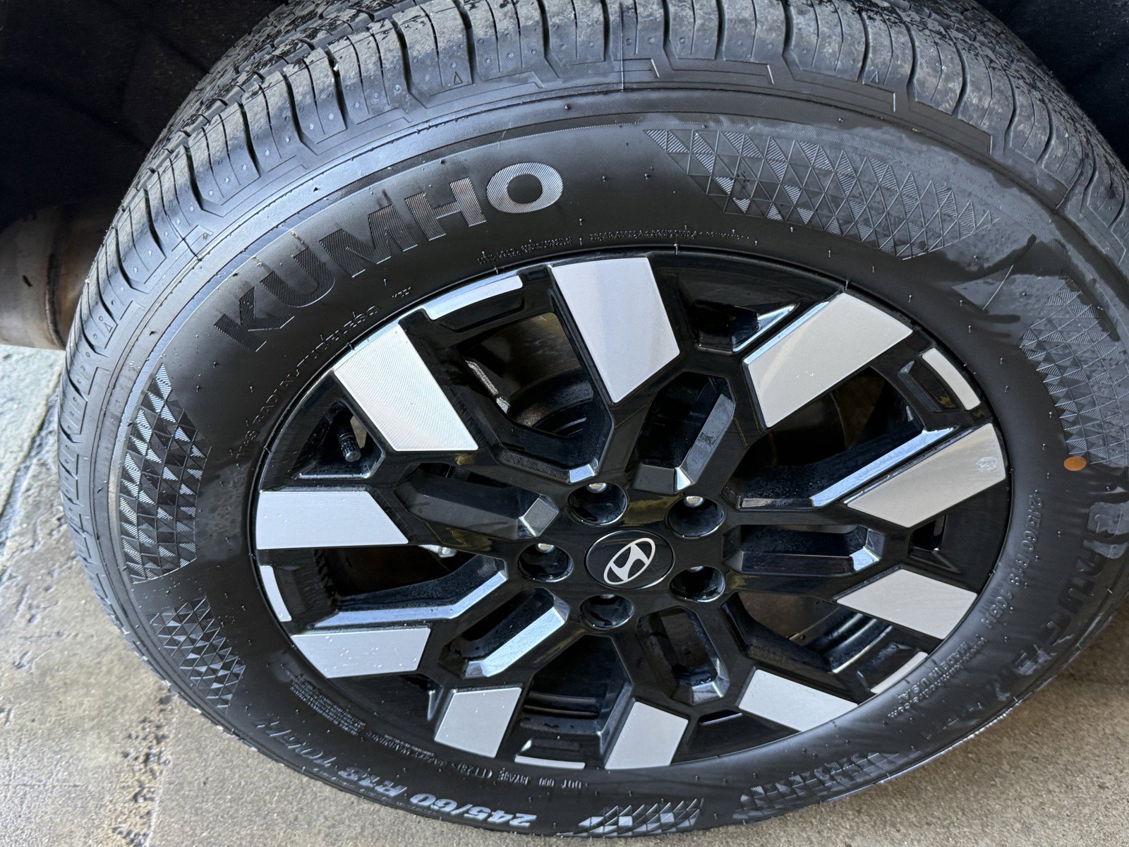 Certified 2026 Hyundai Santa Cruz SEL AWD/4WD image 30