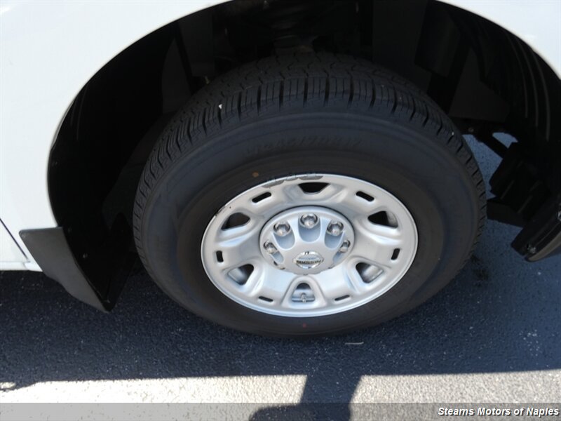 Used 2021 Nissan NV 2500 SV RWD image 18