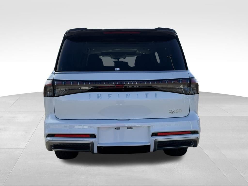 Used 2025 INFINITI QX80 Luxe image 4