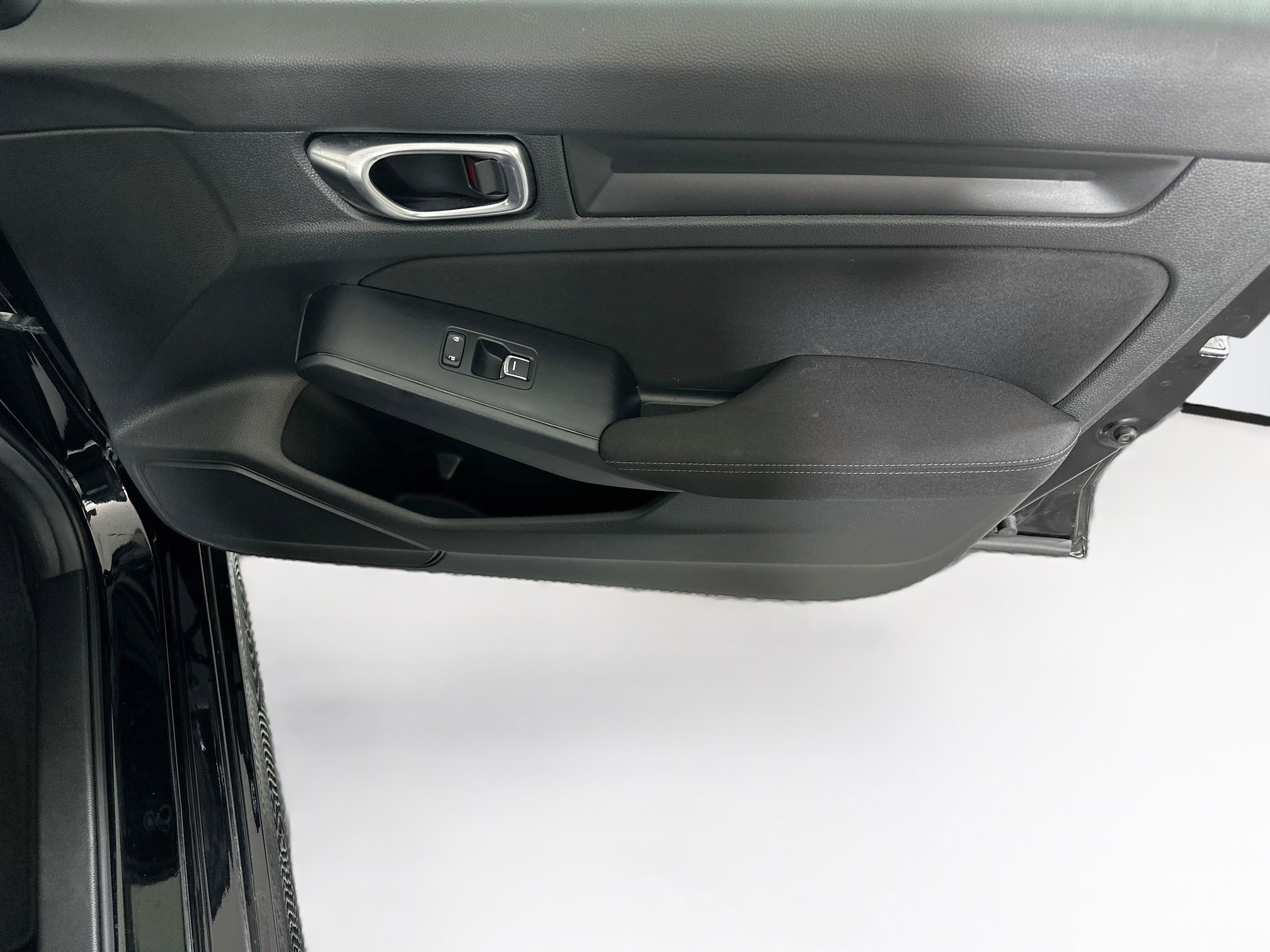 Used 2025 Honda Civic LX image 29