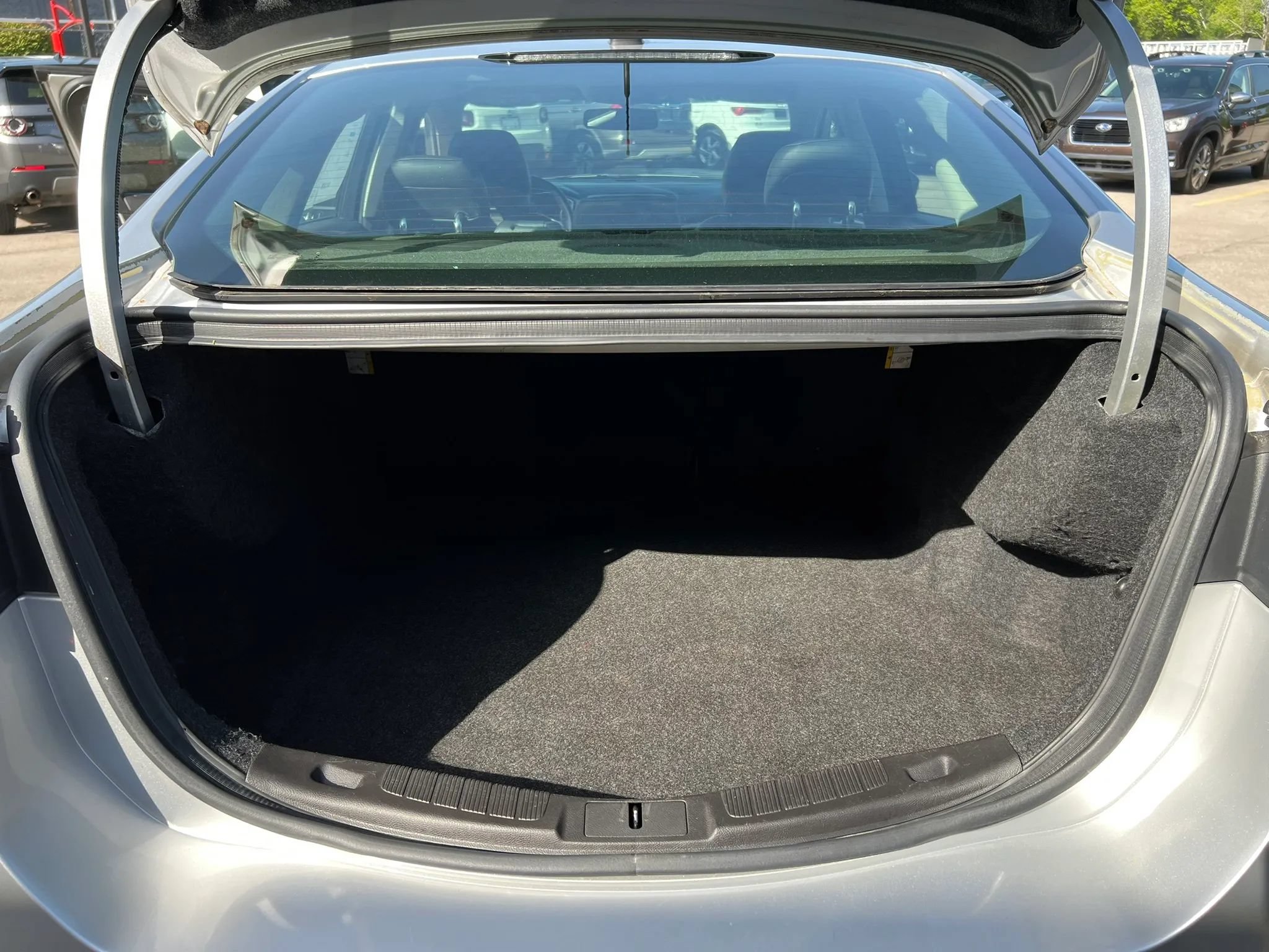 Used 2016 Ford Fusion SE w/ Equipment Group 202A FWD image 30